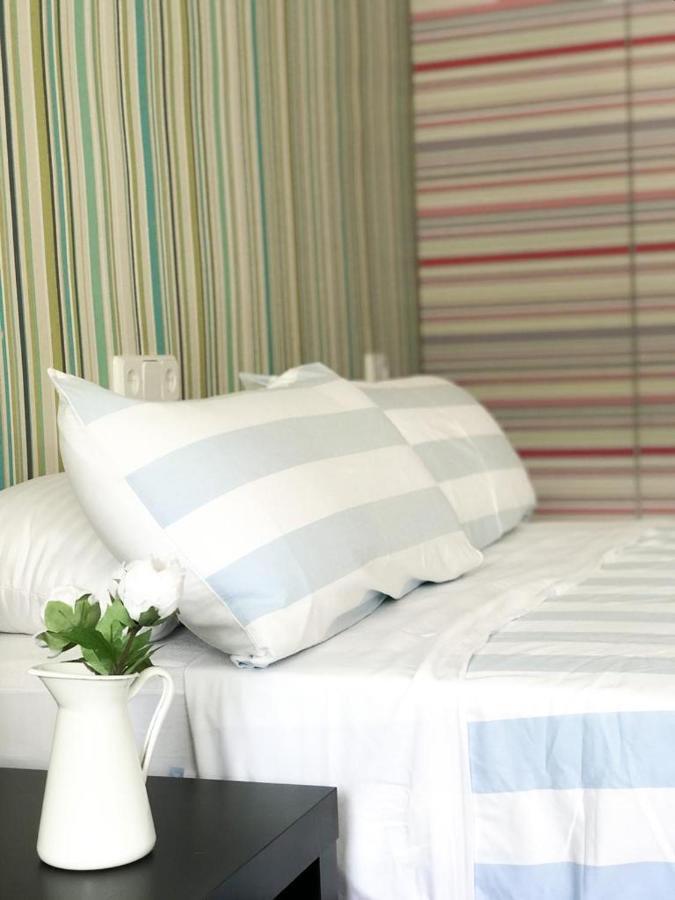 Carihuela Beach Suite Apartment توريمولينوس المظهر الخارجي الصورة