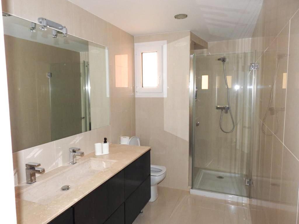 Carihuela Beach Suite Apartment توريمولينوس المظهر الخارجي الصورة