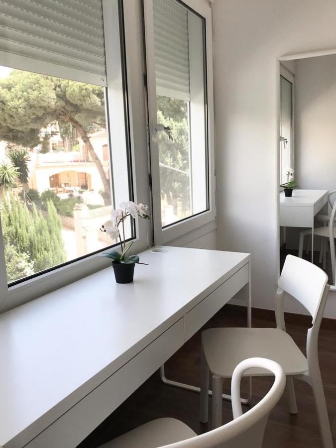Carihuela Beach Suite Apartment توريمولينوس المظهر الخارجي الصورة