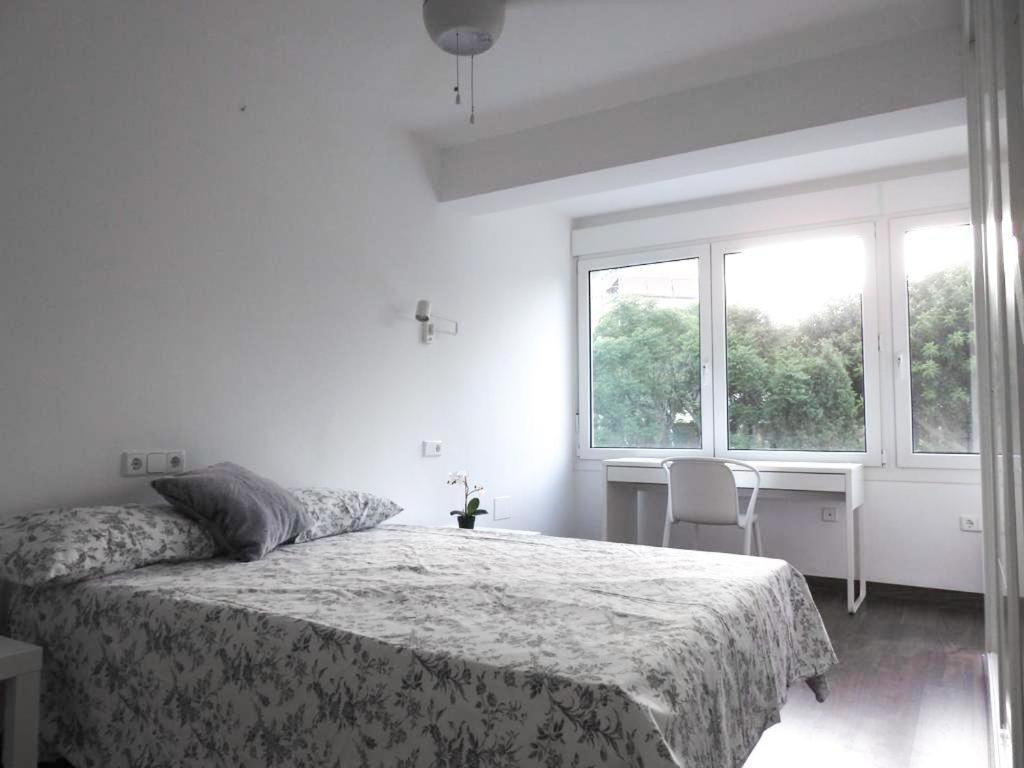 Carihuela Beach Suite Apartment توريمولينوس المظهر الخارجي الصورة