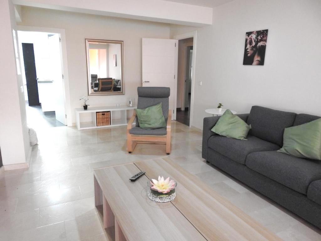 Carihuela Beach Suite Apartment توريمولينوس المظهر الخارجي الصورة